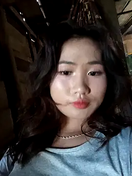 huhu-lele online show from November 30, 2025, 7:31 am