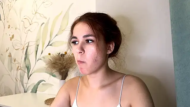 LunaAfrodita online show from November 12, 2025, 6:01 pm