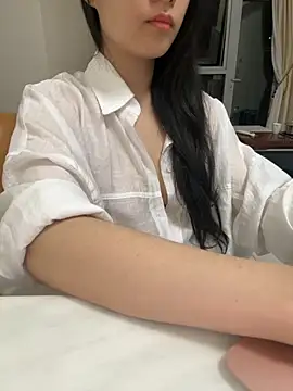 Minhee22 online show from November 11, 2025, 5:30 pm