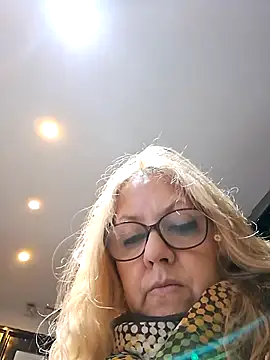 Snapshot of JennyInVegas chatting on May 26, 2026, 1:31 pm JennyInVegas online show from May 26, 2026, 1:31 pm