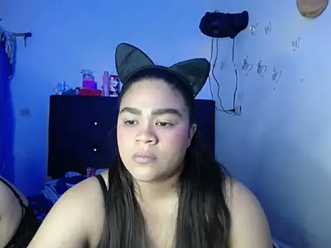 2moons full of love online show from November 21, 2025, 11:15 pm