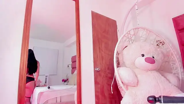 dulce morbida online show from April 15, 2026, 4:29 am