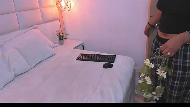 Sofia clk online show from April 2, 2026, 3:24 am