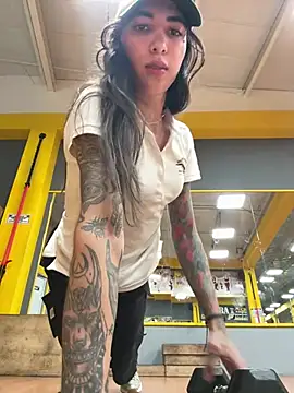 valeriahornier online show from February 26, 2026, 2:44 am