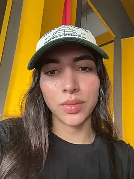 valeriahornier online show from March 2, 2026, 9:11 pm