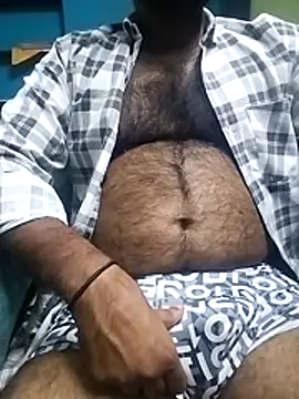 DesiBlackBull online show from November 3, 2025, 5:49 pm