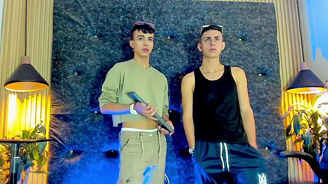 the fenix boy online show from October 24, 2025, 7:57 pm