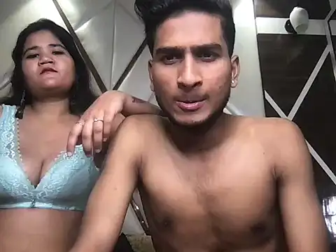 Snapshot of angle_5911 chatting on October 30, 2025, 6:05 pm angle 5911 online show from October 30, 2025, 6:05 pm