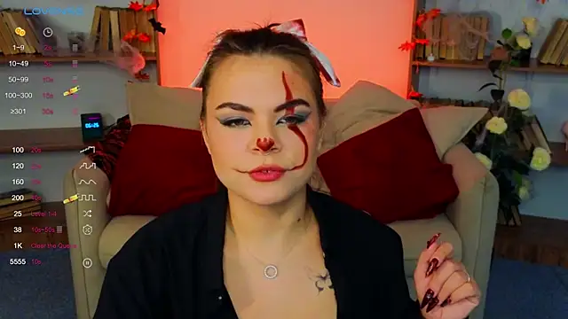 Miss Delia online show from October 27, 2025, 11:27 pm