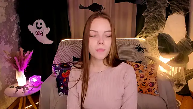 Snapshot of MelissaBell_ chatting on October 23, 2025, 2:21 am MelissaBell online show from October 23, 2025, 2:21 am