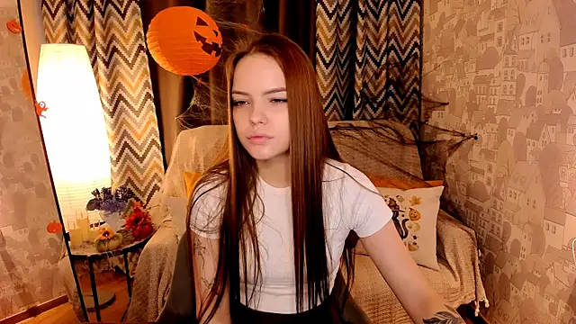 Snapshot of MelissaBell_ chatting on October 22, 2025, 2:22 am MelissaBell online show from October 22, 2025, 2:22 am