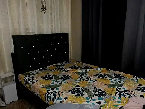 SeductiveAki69xxx online show from November 24, 2025, 12:38 pm