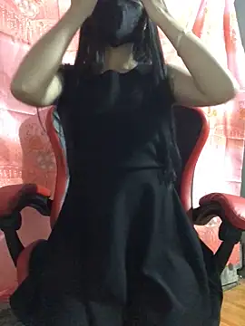 Kylie beem online show from October 27, 2025, 1:45 pm