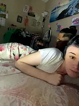 chocolatestrawberrydips online show from November 8, 2025, 6:39 am