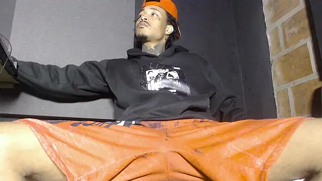 Anaconda larga online show from March 9, 2026, 1:58 pm