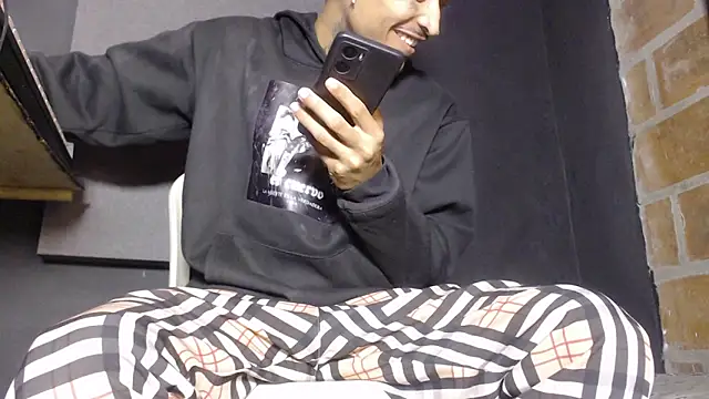 Anaconda larga online show from February 28, 2026, 2:17 pm