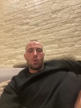 Rotteei1 online show from October 30, 2025, 5:32 pm