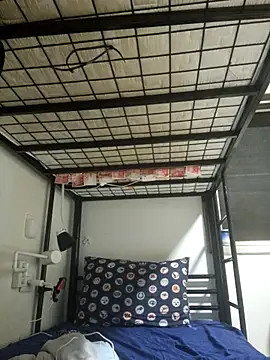 Snapshot of oraharoncohen chatting on October 27, 2025, 7:48 pm oraharoncohen online show from October 27, 2025, 7:48 pm