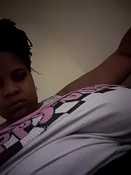 Snapshot of Big_Titties321 chatting on November 11, 2025, 1:44 am Big Titties321 online show from November 11, 2025, 1:44 am