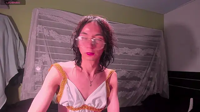 najimi uwu online show from November 28, 2025, 11:05 pm