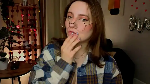 Snapshot of fairy_tara chatting on February 15, 2026, 9:36 pm fairy tara online show from February 15, 2026, 9:36 pm