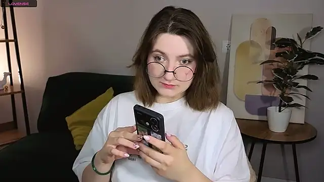 Snapshot of fairy_tara chatting on March 1, 2026, 10:10 pm fairy tara online show from March 1, 2026, 10:10 pm