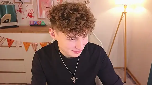 crisp1n online show from October 29, 2025, 3:44 pm