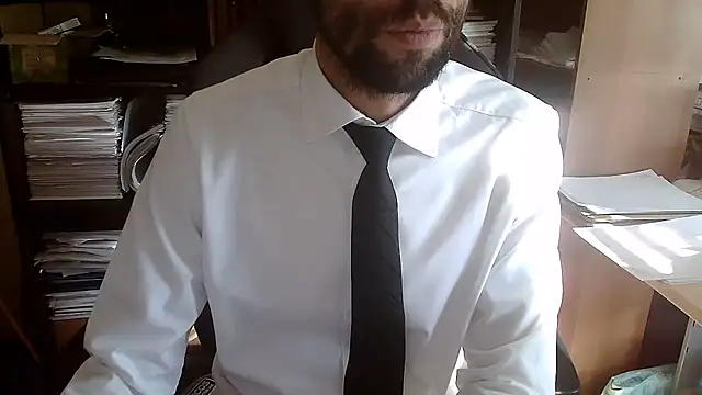 Snapshot of topg84 chatting on October 27, 2025, 12:39 pm topg84 online show from October 27, 2025, 12:39 pm