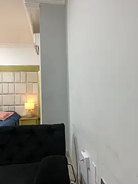 Snapshot of IsabellaDarrell_ts chatting on February 7, 2026, 12:13 pm IsabellaDarrell ts online show from February 7, 2026, 12:13 pm