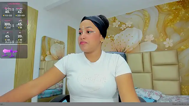 NahomiWalker  online show from February 20, 2026, 4:09 pm