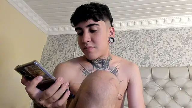 SantiOlsen online show from December 1, 2025, 12:33 am