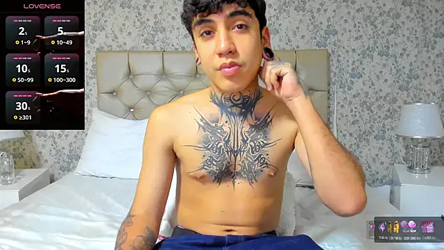 SantiOlsen online show from November 23, 2025, 7:24 pm