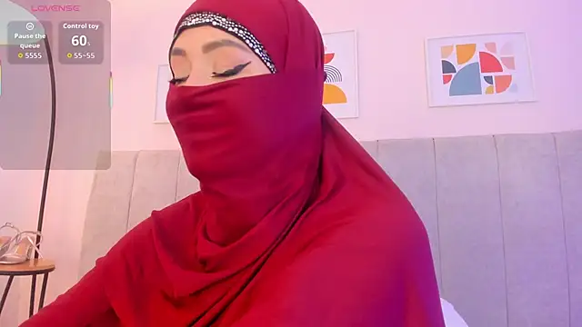 fatiima  online show from March 5, 2026, 7:32 pm