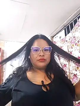 celeste122595 online show from November 17, 2025, 2:26 am