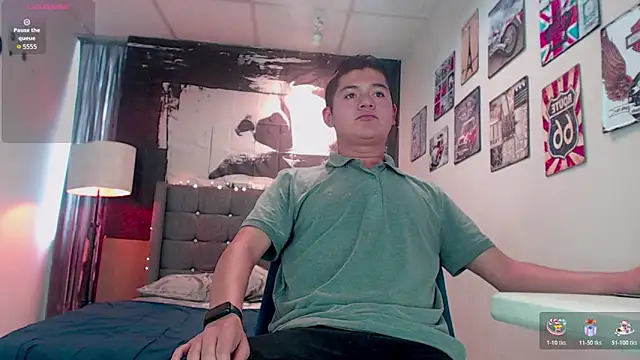 Snapshot of Eros_blaze chatting on October 23, 2025, 9:02 pm Eros blaze online show from October 23, 2025, 9:02 pm