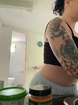 Stoned-babe online show from October 28, 2025, 4:06 pm