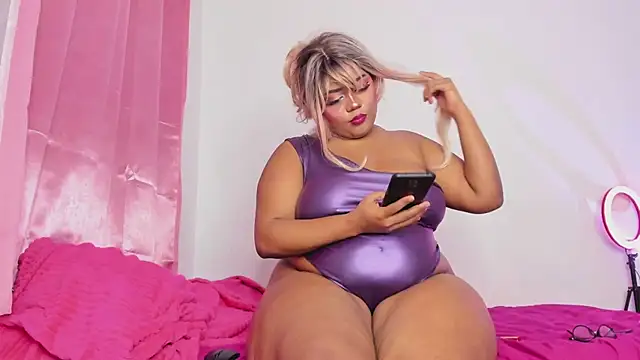 Snapshot of NxyChloe chatting on February 27, 2026, 4:45 am NxyChloe online show from February 27, 2026, 4:45 am