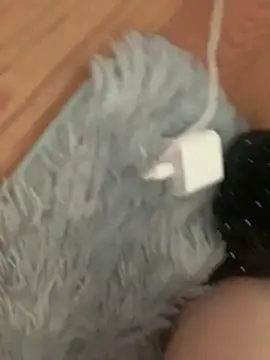 myunie online show from March 12, 2026, 4:44 pm