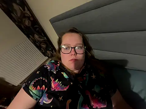 Scarletcum22 online show from December 18, 2025, 7:02 am