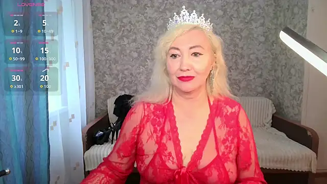 Snapshot of LadyKriss chatting on July 14, 2026, 3:55 am LadyKriss online show from July 14, 2026, 3:55 am