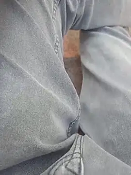 Snapshot of kumarstelugu chatting on December 23, 2025, 10:58 am kumarstelugu online show from December 23, 2025, 10:58 am