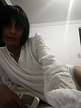 sophiasleepy1 online show from November 4, 2025, 4:05 am