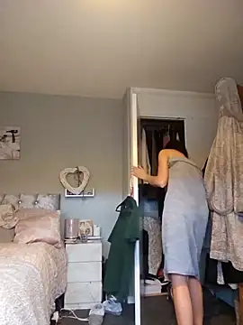 SashaBabyxx online show from February 16, 2026, 11:42 am