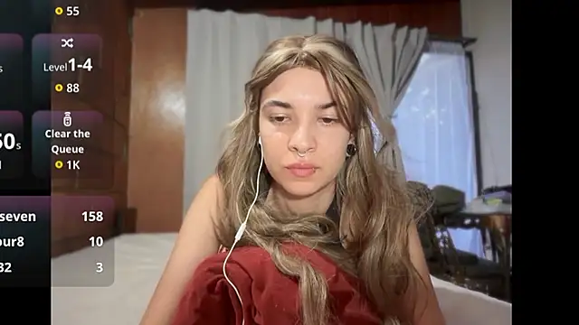 camii18y online show from December 16, 2025, 10:36 pm