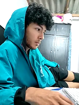 LyliaWood online show from November 4, 2025, 1:09 am