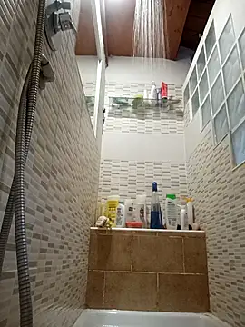 Romaeterna  online show from October 28, 2025, 10:03 am