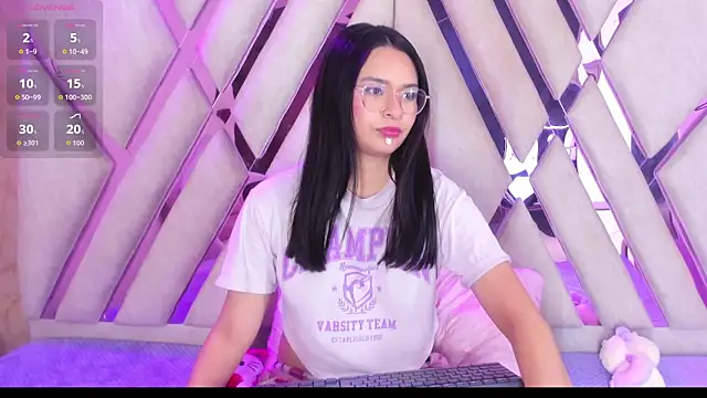 Isa doux online show from May 29, 2026, 4:40 am