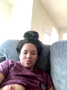 brownishboo online show from October 28, 2025, 3:55 pm