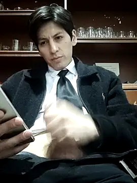 Carriata larry online show from November 8, 2025, 5:11 am