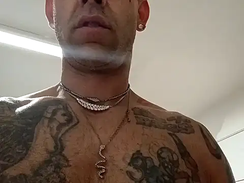 alphacloudGod online show from October 30, 2025, 2:43 am